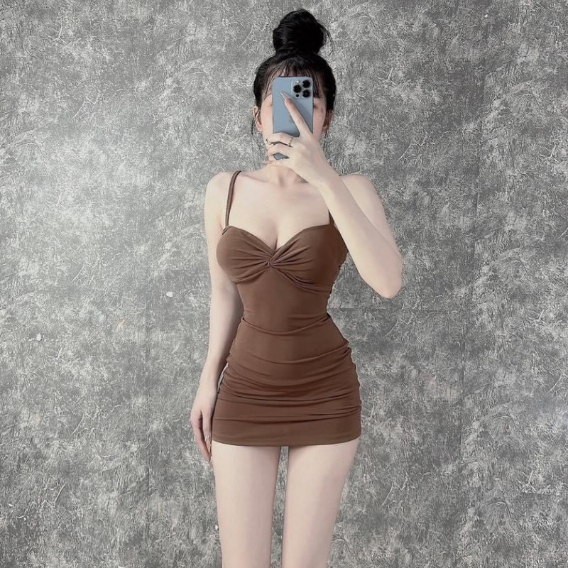Váy Đầm Nữ 2 Dây Gợi Cảm Dáng Ngắn,Đầm Body Nữ Chất mềm Bo Ngực Sexy Sang Chảnh D110 LONACO | BigBuy360 - bigbuy360.vn