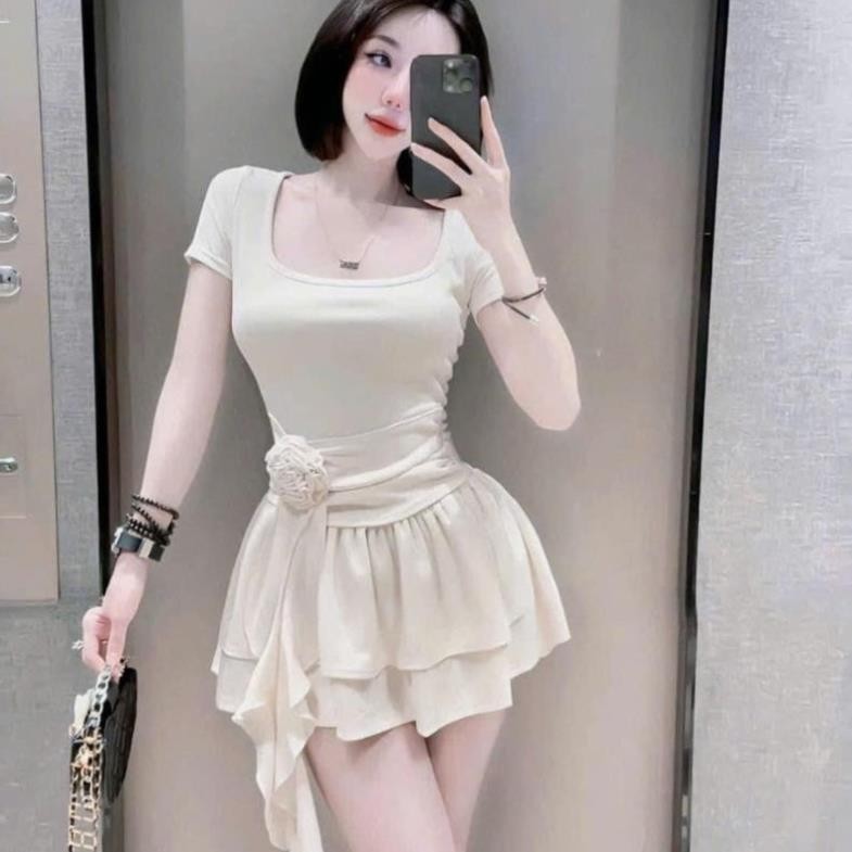 Váy Body Nữ Dáng Ngắn KANOMY D161, Đầm Body Nữ Tay Ngắn Cổ Vuông Dáng Váy Xòe Đính Hoa Kèm Quần | BigBuy360 - bigbuy360.vn