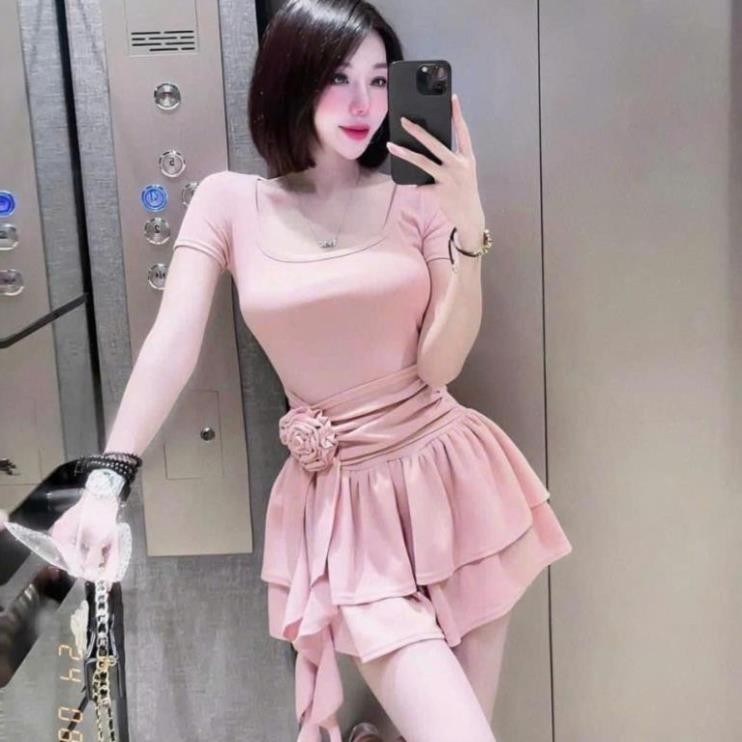Váy Body Nữ Dáng Ngắn KANOMY D161, Đầm Body Nữ Tay Ngắn Cổ Vuông Dáng Váy Xòe Đính Hoa Kèm Quần | BigBuy360 - bigbuy360.vn