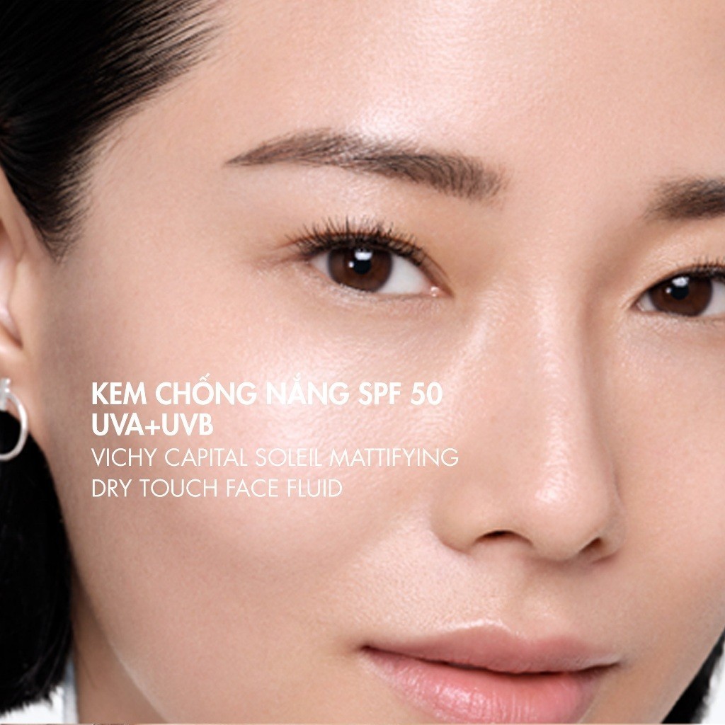 Kem chống nắng bảo vệ da mỏng nhẹ không bết dính SPF 50+ UVA & UVB Vichy Capital Soleil Dry Touch | BigBuy360 - bigbuy360.vn