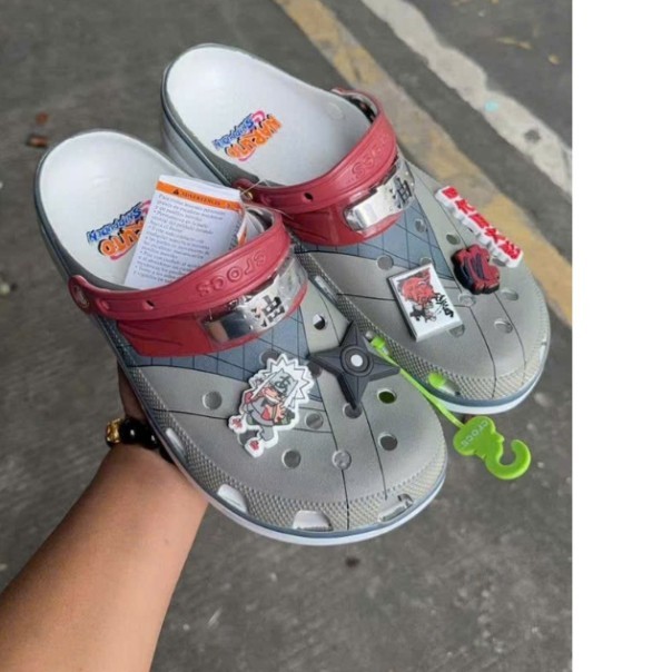 hàng sẵn dép  Crocs Jiraiya Classic Clogs