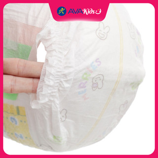 Tã dán Merries size S 70 miếng (4 - 8 kg)