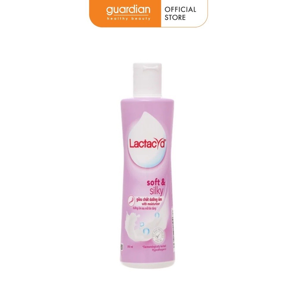 Dung Dịch Vệ Sinh Phụ Nữ Soft & Silky Lactacyd 250Ml