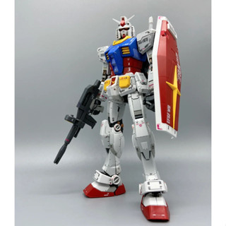  (tặng kèm base và full set weapon)Mô Hình Lắp Ráp Gundam HG RX-78-2 Fighter Beyond Global