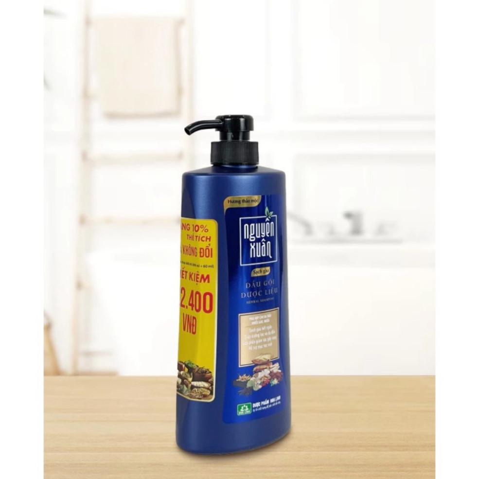 Dầu gội Dược liệu Nguyên Xuân Sạch Gàu 600ml - Tặng thêm 10% giá không đổi
