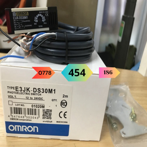 Cảm biến quang E3JK-DS30M1 (12-24VDC)