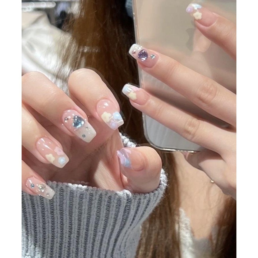 Nailbox Xinh Chụp Kỷ Yếu T48