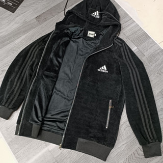 Áo khoác Jacket giới tính ADD thêu logo phối sọc đen ống tay áo vải nhung lót lông dày có mũ chùm đầu 2024 New 2024