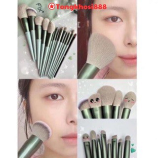 PVN15325 Bộ cọ trang điểm 13 cây của Fix T8