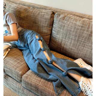  Quần jean phối hoa hồng kiểu dáng mới lạ đẹp mắt dáng xuông rộng Quần bò cách điệu hoa hồng mẫu mới 2025  HC2  