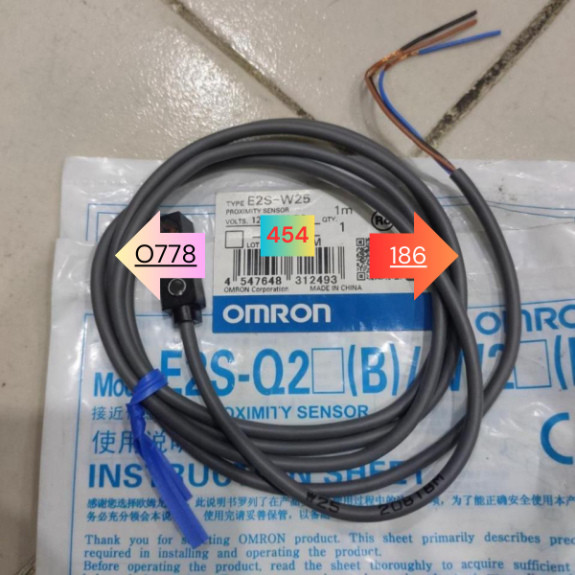 Cảm biến Omron E2S-W25