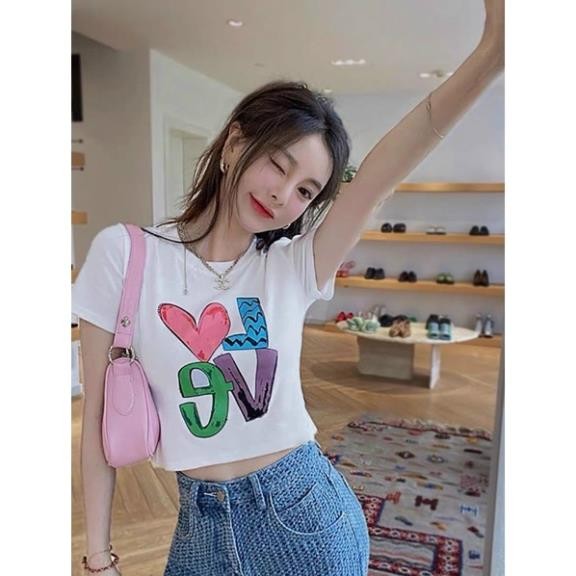 ÁO CROPTOP LOVE BG Lomon