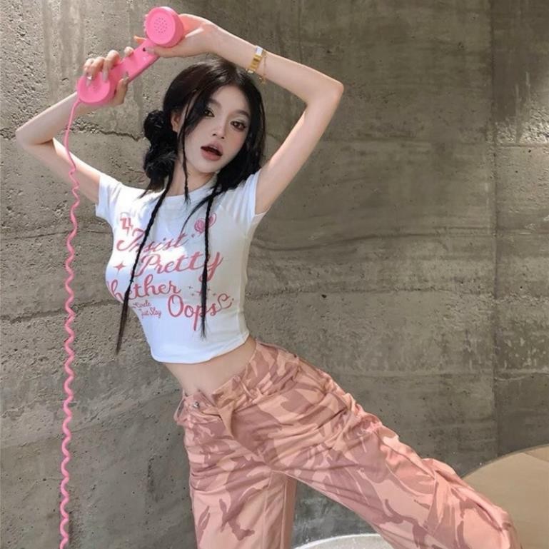 ÁO CROPTOP INSIT PRETTY Lomon