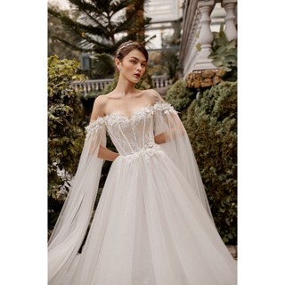 [HIT99]  Váy cưới trắng xoè liền thân thiết kế nhiều mảnh ôm dáng tay phồng che bắp tay