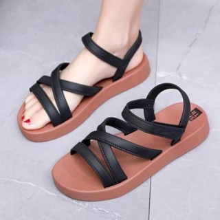 Dép sandal nữ quai hậu đi học girl phố dán nhiều dây đi mưa chống trơn trượt nước thoải mái đế bệt cao su-giày dép 97