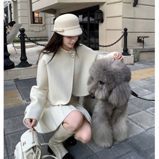 Sét Áo Dạ Trắng Lệch Tà Mix Chân Váy Xếp Ly HIBEESTORE, Sét Bánh Bèo Chất Liệu Dạ Tweed Đẹp Sang Trọng VKS_021 H32