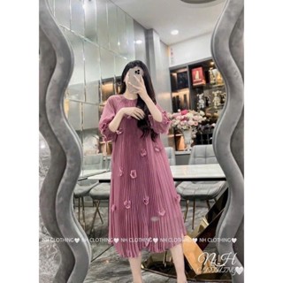 Váy bầu xuông đính hoa nổi, đầm bầu xếp ly tay lỡ dáng dài chất liệu voan tơ mặc xinh thoáng mát