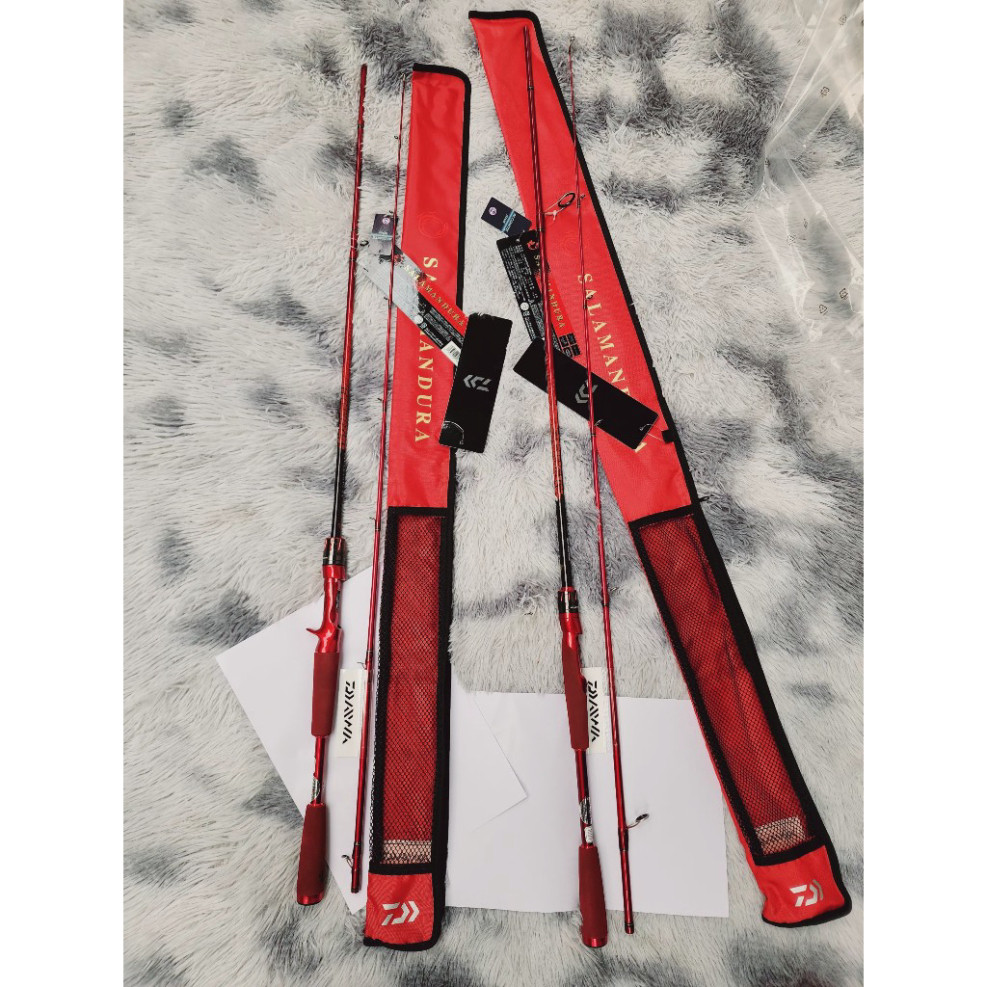 CẦN LURE DAIWA SALAMANDURA 2021 | 2 KHÚC Cần Lure Daiwa Salamandura thiết kế ấn tượng với màu Đỏ đậm