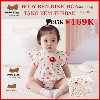 BODY MUSLIN HỌA TIẾT HOA NHÍ PHỐI BÈO REN KÈM TURBAN CHO BÉ GÁI DIỆN TẾT ĐẦY THÁNG THÔI NÔI