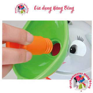 Cốc đi tiểu mini du lịch cho các bé