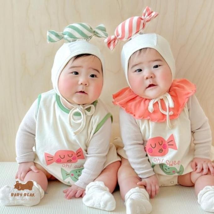 Body suit cho bé trai bé gái cover ikii kèm mũ gắn kẹo bông xinh xắn phong cách Hàn Quốc