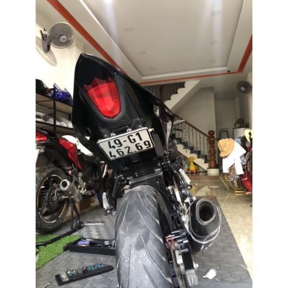 Ốp Đuôi Nguyên Khối R1 v2 nhọn GSX150 GSX150S GSX150R