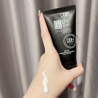 Kem Chống Nắng DBH EGF UV SHIELD SPF50