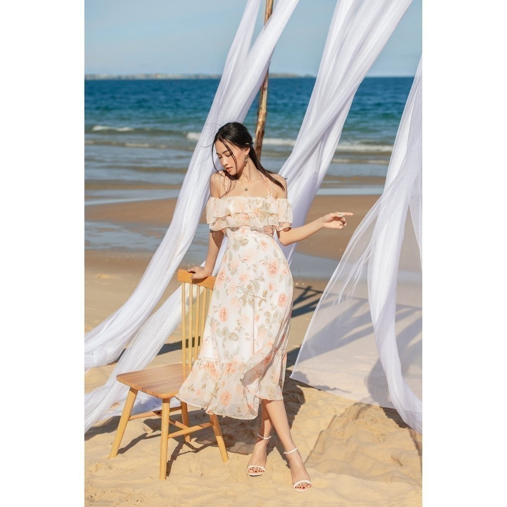Đầm trễ vaiRECHIC hoa dáng dài Helly màu đen