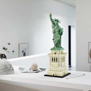 LEGO ARCHITECTURE 21042 Tượng Nữ Thần Tự Do 