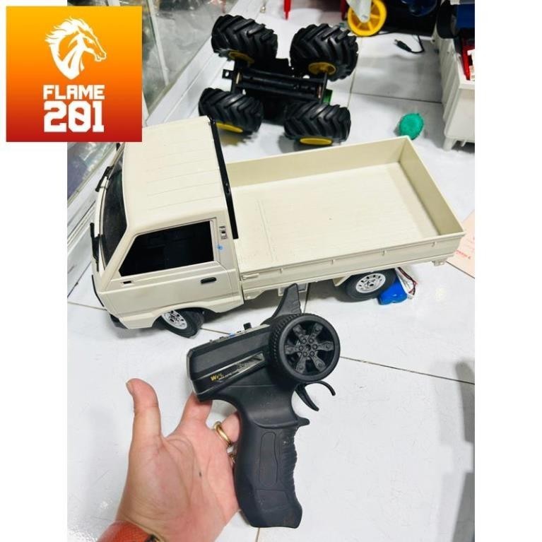 [2nd] Xe tải điều khiển pin sạc size của Nhật  D12 RC Car Simulation Drift Truck 260 Scale 1/10 chín