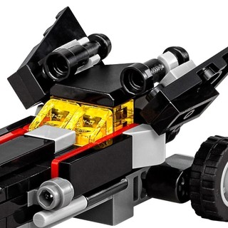 [Quà tặng không bán] LEGO Batman Xe Dơi 30521