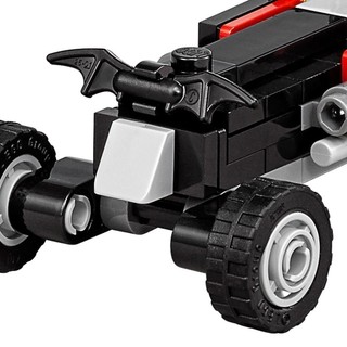 [Quà tặng không bán] LEGO Batman Xe Dơi 30521