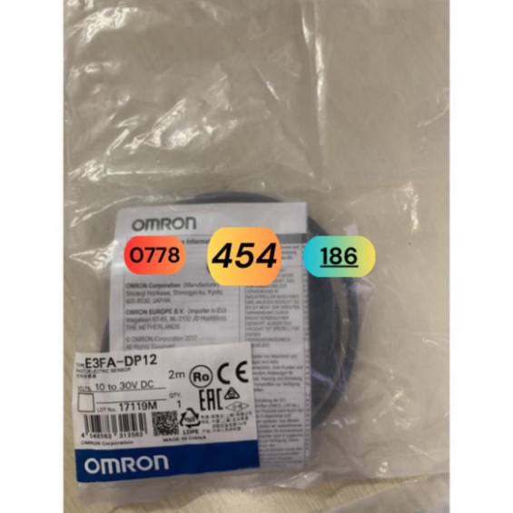 Cảm biến quang Omron E3FA-DP12 2M