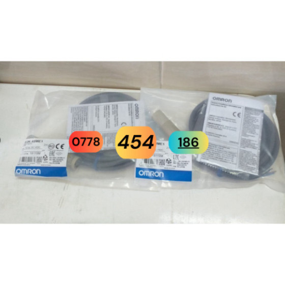 Cảm biến điện dung Omron E2K-X8ME1 24VDC