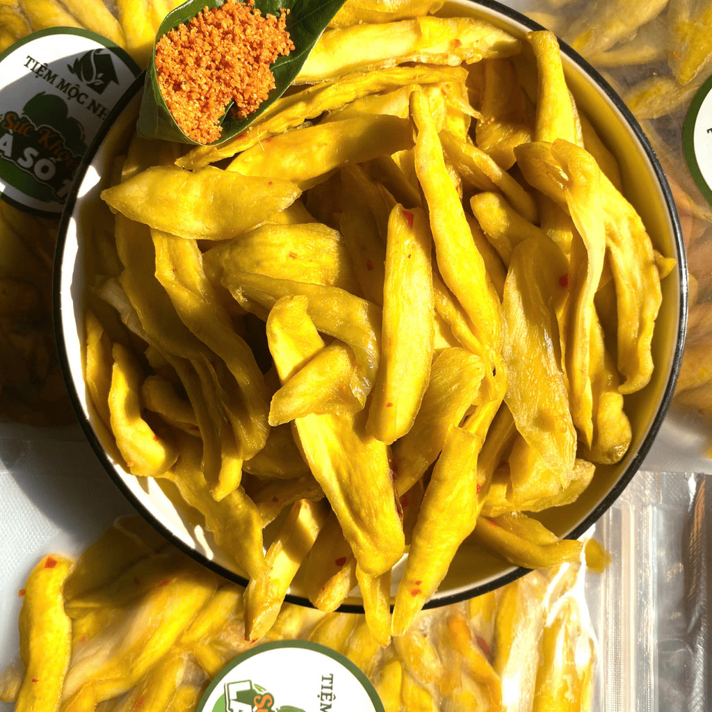 (TẶNG KÈM MUỐI) XOÀI NON SẤY MUỐI ỚT 500G, XOÀI NON SẤY DẺO, XOÀI NON SẤY DẺO MUỐI ỚT CHUA NGỌT TIỆM