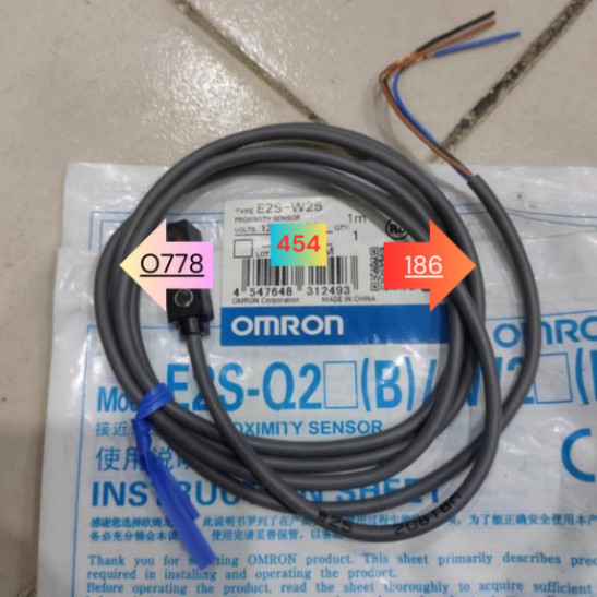 Cảm biến Omron E2S-W25