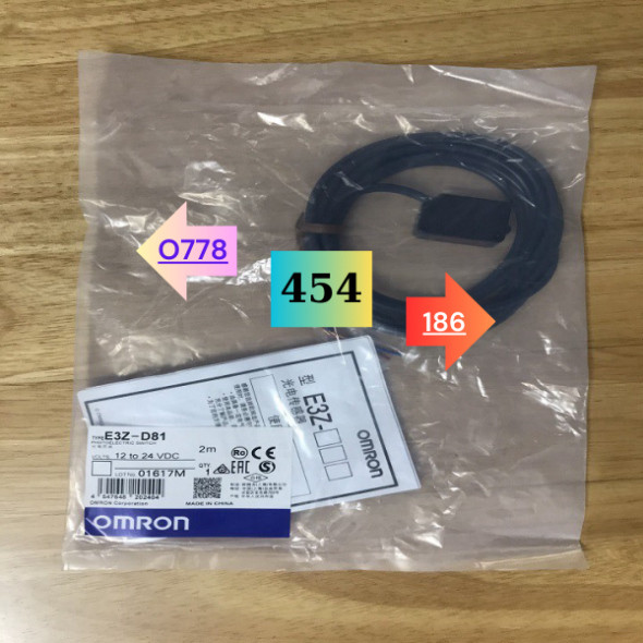 Cảm biến quang E3Z-D81