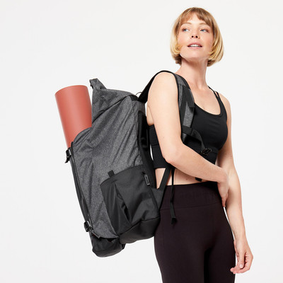 Ba lô đựng thảm yoga xám/đen Decathlon KIMJALY mã 8787910