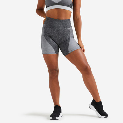 Quần short fitness lưng cao không đường may fst 900 cho nữ xám Decathlon DOMYOS mã 8652456