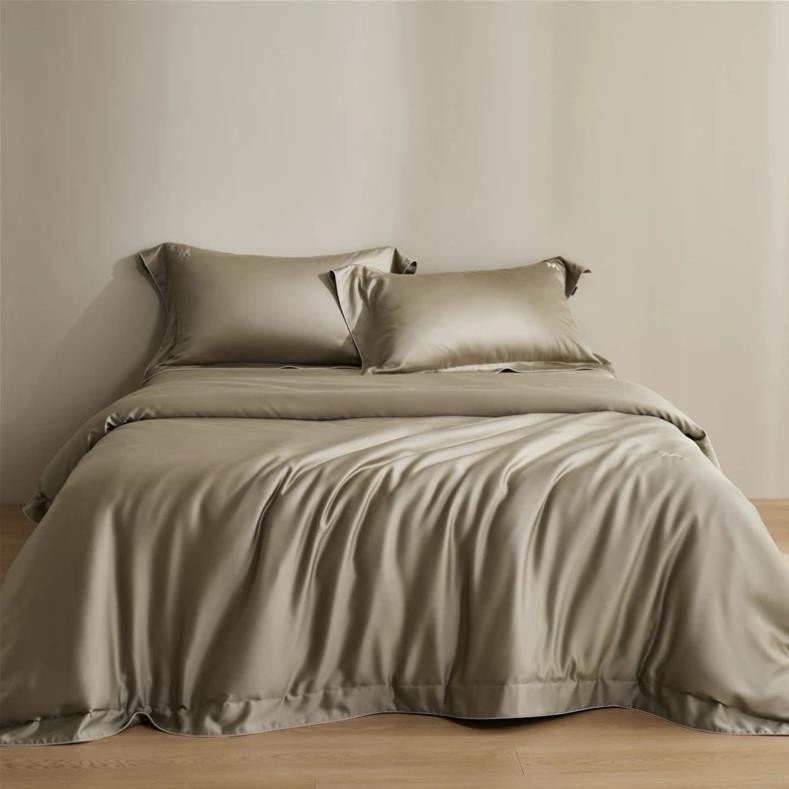 Set Chăn Ga Gối Phi Lụa MARK CROSS BST Xuân Hè 2025