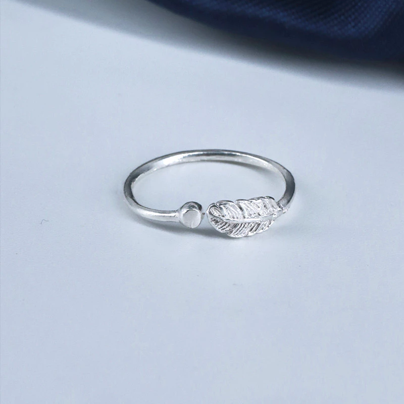Nhẫn nữ freesize khắc lông vũ Asmi Quill Ring NA09 5