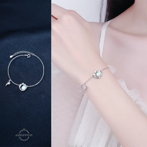 Lắc tay bạc Ý S925 Moonstore Universe Asimi Universe Line LT25 - đeo trên mẫu