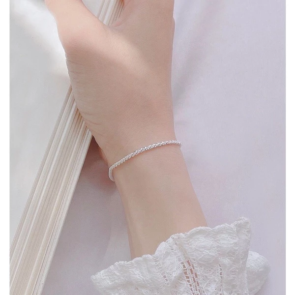Lắc tay bạc ý S925 nữ dây xù đơn giản Asimi Ruffled Hand LT01 - đeo trên mẫu