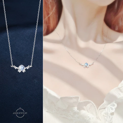 Dây chuyền bạc nữ Bờ Biển  Moonstone Asimi Ocean Wing DC65 - đeo trên mẫu
