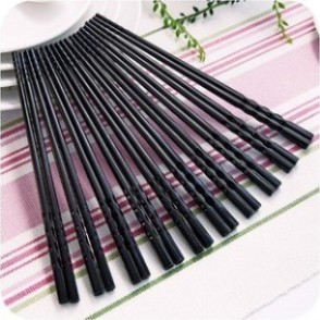 COMBO 5 Vỉ (50 đôi) đũa nhựa đen kháng khuẩn xoắn 2 Đầu Chống Trượt Sang Trọng Chất Lượng Cao H279  - HD21