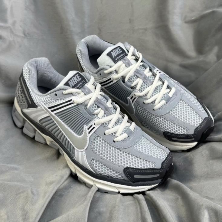 [CHÍNH HÃNG] Giày VOMERO 5 Pure Platinum ,RunTek Retro, Giày TENNIS,  giày Pickel ball white, grey