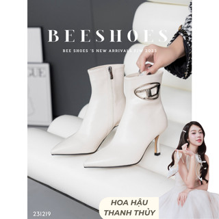  BOOT NỮ BEESHOES MŨI NHỌN DA LÌ - GIÀY BỐT NỮ ĐẾ CAO 7 PHÂN SẴN MÀU KEM 231219 