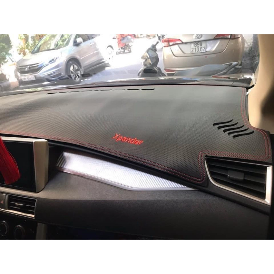 Thảm taplo da vân cacbon xe Xpander, Xpander Cross  2022 2023 2024 2025