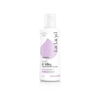 Dung Dịch vệ sinh phụ nữ Lactacyd Soft And Silky 150ml