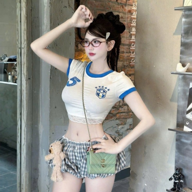 set nữ mùa hè,set đồ nữ taobao set áo croptop ôm body phối ren mix quần giả váy kèm gấu hot trend Y4